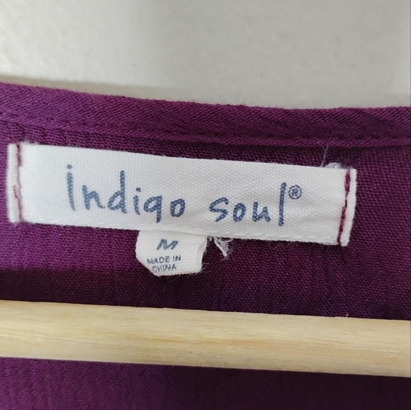 Indigo Soul Velvet Babydoll Top Womens Size M Bell Sleeves Boho Lightweight - Picture 5 of 6
